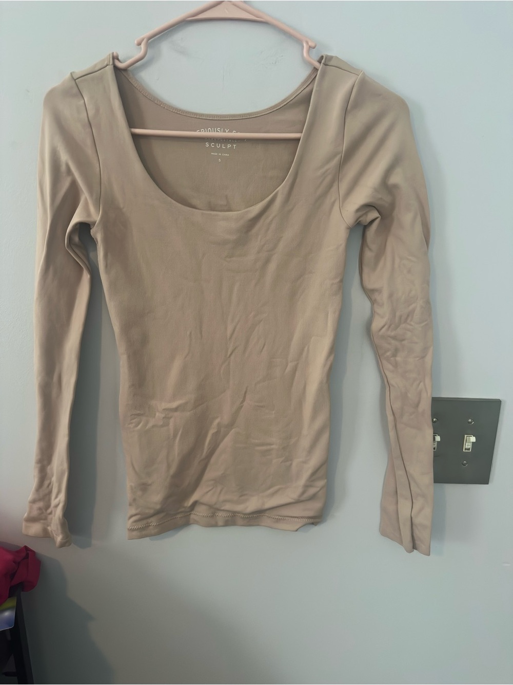 Aeropostale Long-Sleeve Scoop Neck Tee in Taupe Beige